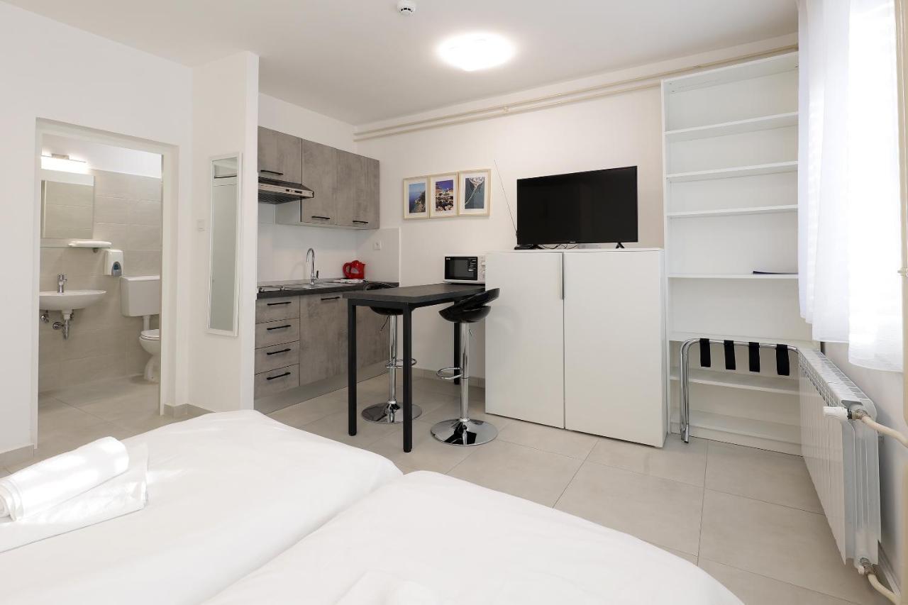 Rijeka Budget Rooms Exterior foto